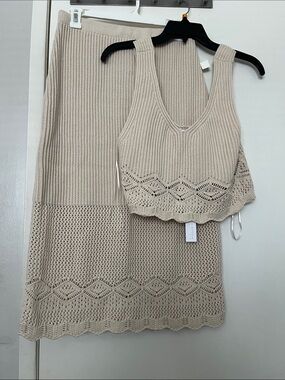 House of Harlow 1960 (Set) Cream Ribbed Knit Top and Skirt